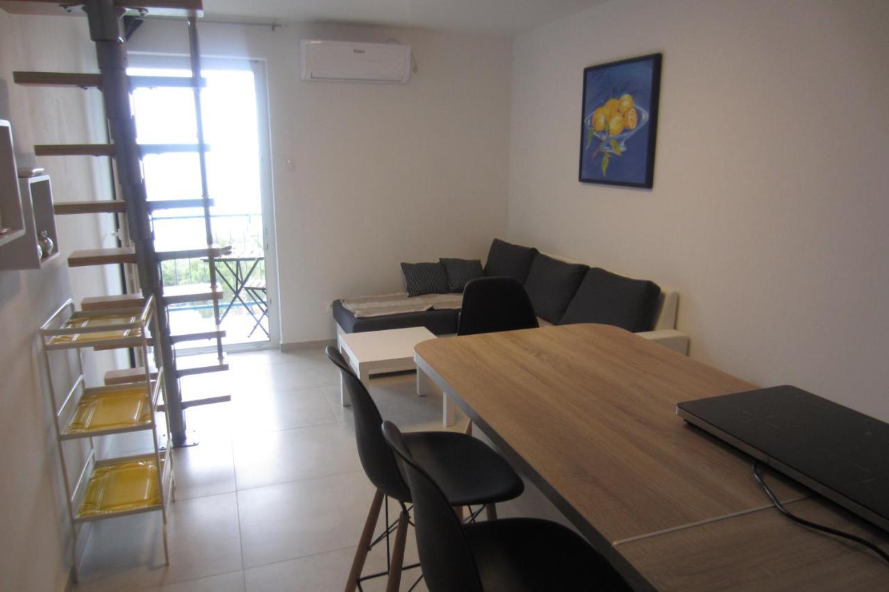 Apartman Valinor Miholascica エクステリア 写真