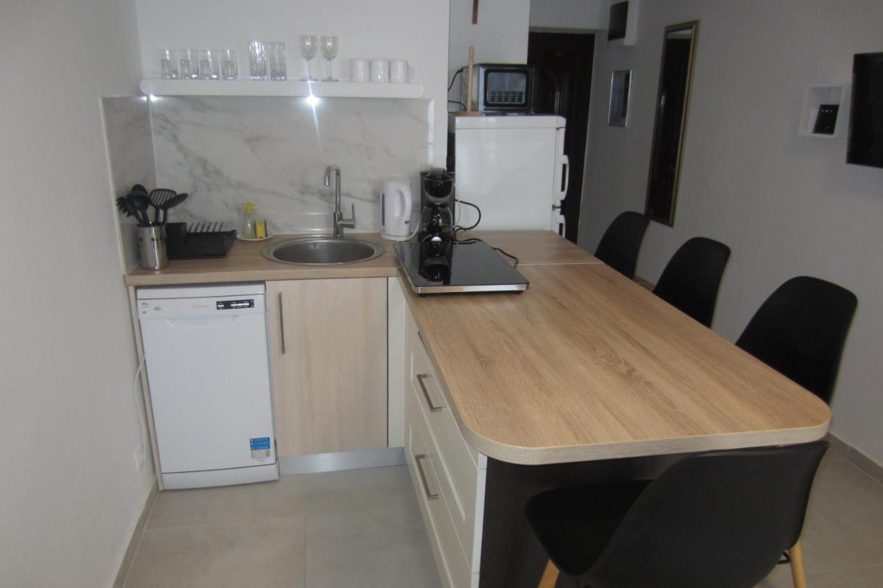 Apartman Valinor Miholascica エクステリア 写真