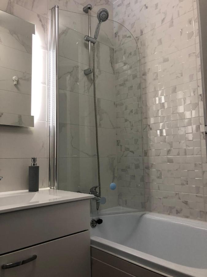Apartman Valinor Miholascica エクステリア 写真