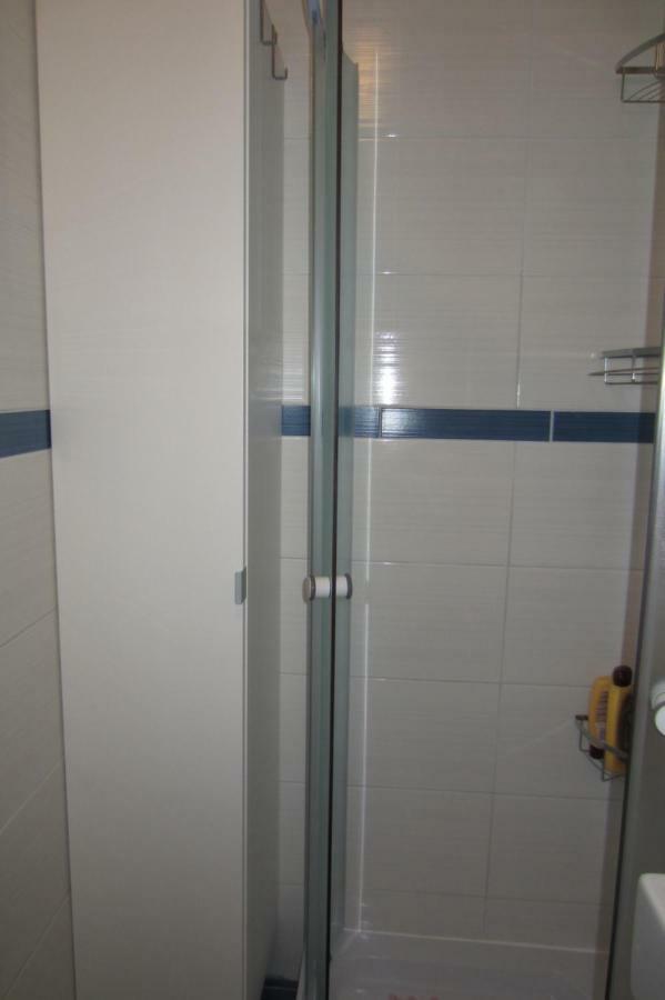 Apartman Valinor Miholascica エクステリア 写真